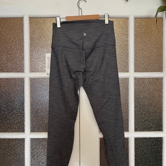 Lululemon Align SHR Pant 28” - Size 10 - Woven Grey - Picture 4 of 6